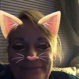 Meet your Posher, Linda lee